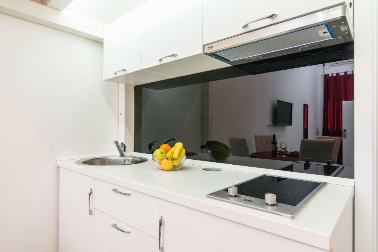 Studio Apartman Rea Trogir Exterior foto